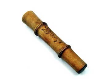 pilon en bois vintage, outil de cuisine primitif vintage tourné à la main