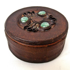 Vintage leather jewelry box Hand mage Not used 60s