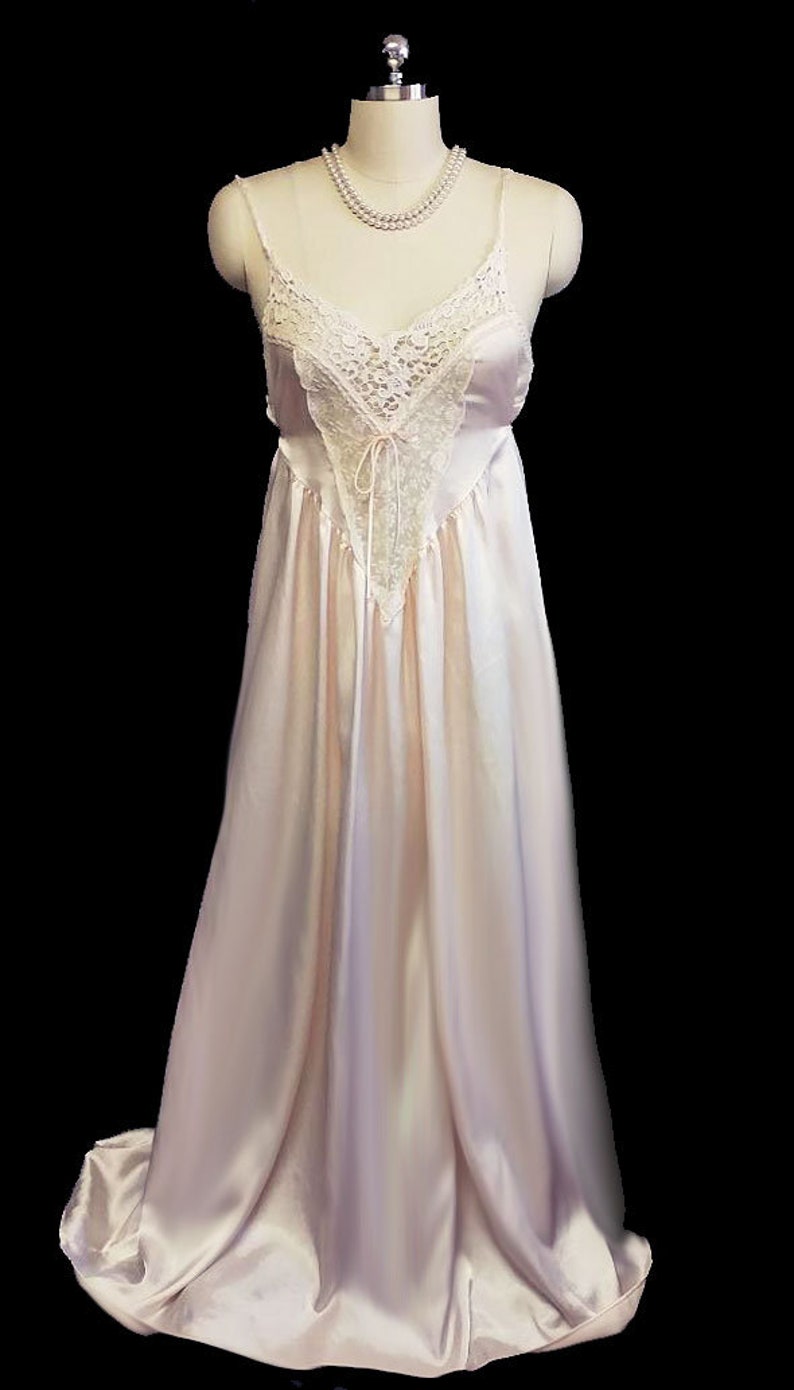 Vintage Donna Richard Satin Peignoir Nightgown Set Shimmering Pink ...