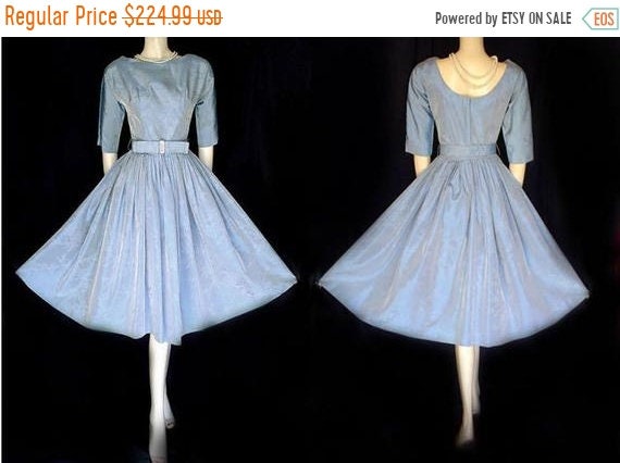 CLEARANCE SALE Vintage Taffeta Metal Zipper Cockta