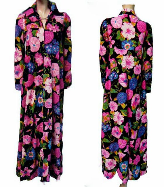 Vintage Eye Ful Zip Up Robe Dressing Gown Hot Pin… - image 1