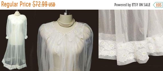 CLEARANCE SALE Vintage Miss Elaine Daisy Bridal La