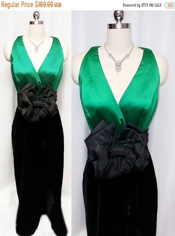 CLEARANCE SALE Vintage Rimini Emerald Satin & Blac