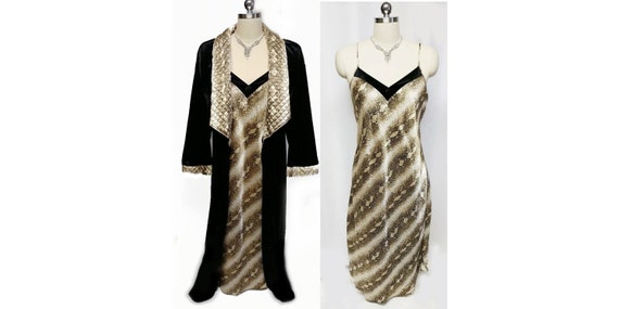 ON SALE Vintage Cinema Etoile Gold Black Faux Snak