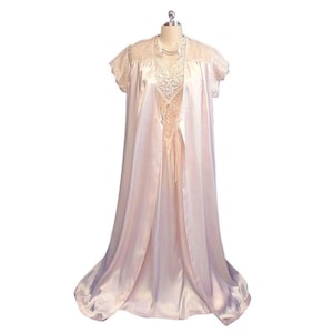 Vintage Donna Richard Satin Peignoir Nightgown Set Shimmering Pink Pearl Fabulous Lace bridal peignoir set fancy pink