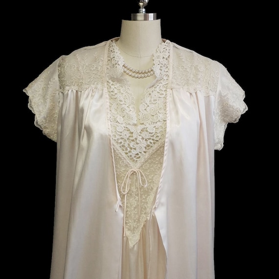 Vintage Donna Richard Satin Peignoir Nightgown Se… - image 3
