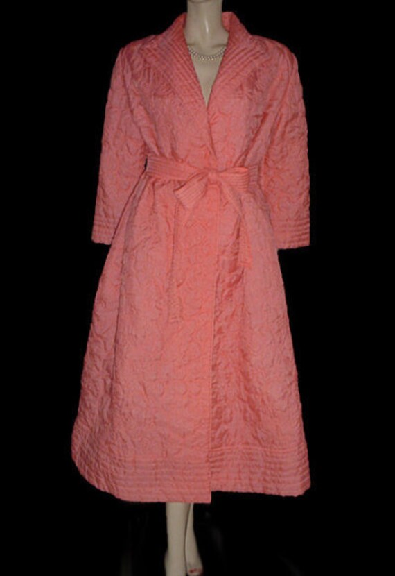 Vintage Quilted Robe Made in Hong Kong in Sierra Suns… Gem