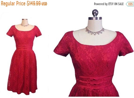 HOLIDAYSALE2020 Vintage 1960s Gigi Young Scarlet L