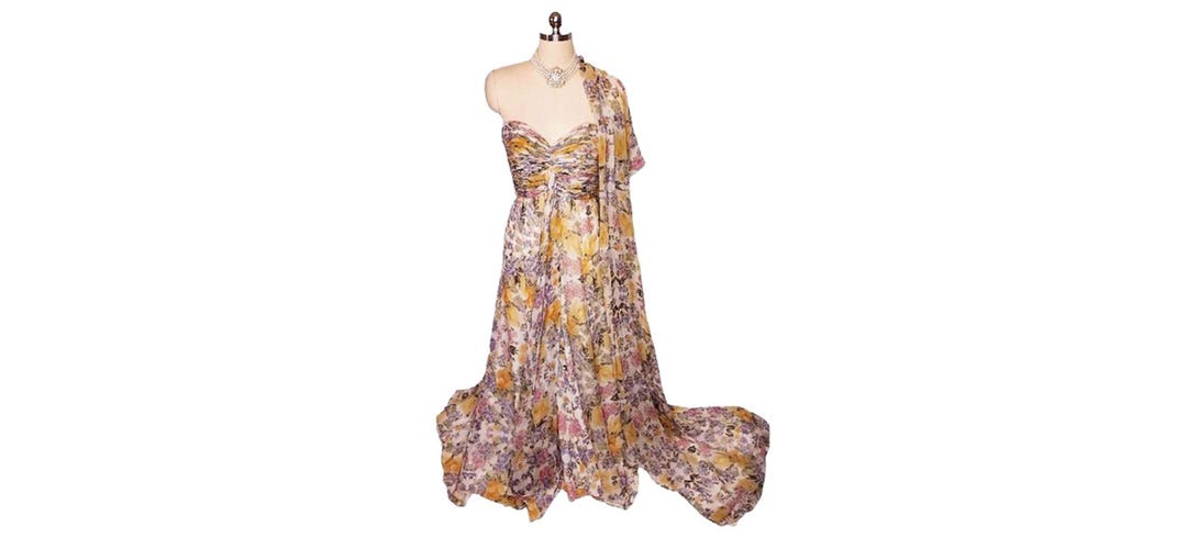 Vintage Victoria Royal Floral Silk Evening Gown With Stole: Ruched Sweetheart Neckline- Hong Kong - Etsy Vintage Victoria Royal Floral Silk Evening Gown With Stole: Ruched Sweetheart Neckline- Hong Kong - Etsy