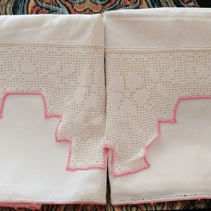 Vintage Heirloom HandCrocheted Unique Design Cutout Pillow Cases Pair pink pillow laces cases vintage 2 pillow cases 50s pillow Gift for Her