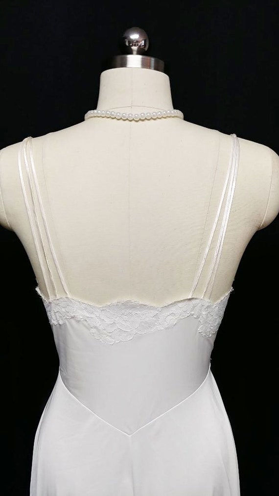 Vintage Vanity Fair Bridal Exquisite Lace Nylon T… - image 7