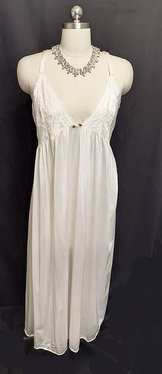 Vintage 80s Lacy Peignoir and Nightgown Set in Sw… - image 4