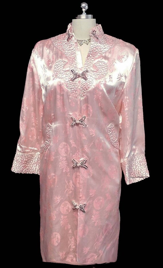 Vintage Oriental Asian Pink Satin Quilted Robe vi… - image 2