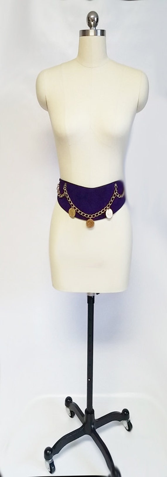 Vintage Genuine Suede Leather Gold Chain Contour B