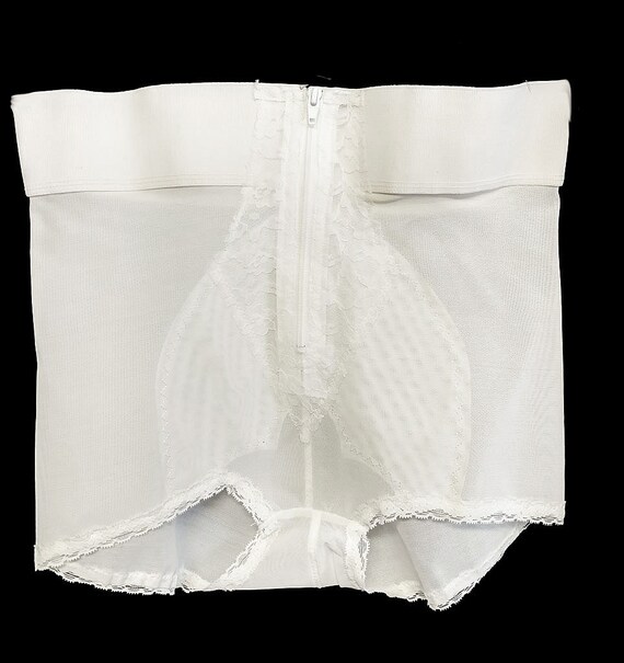 Vintage Carmen Foundations Girdle Front Zipper vin
