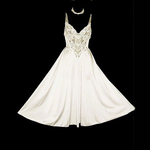 Vintage Olga Oyster Bridal All Lace Bodice Spandex Nightgown With Sheer Back Size Medium
