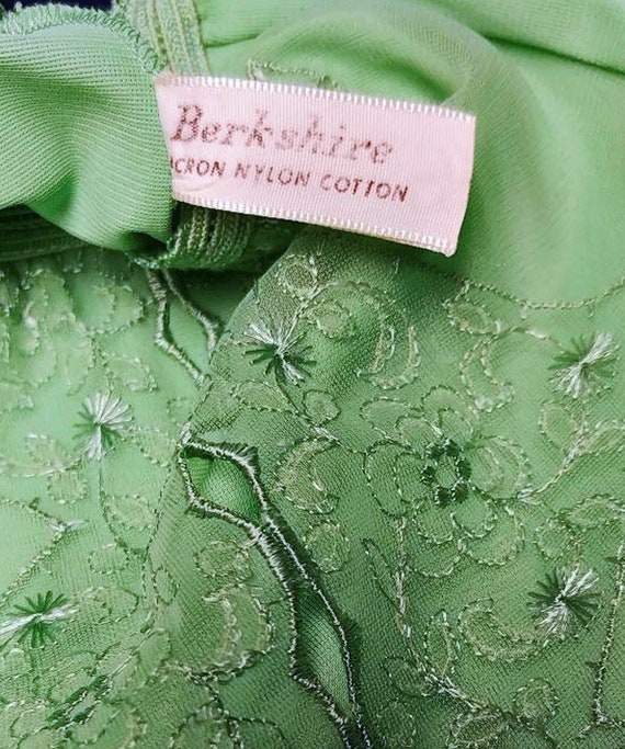 Vintage Berkshire Dacron Nylon Embroidered Lace F… - image 7