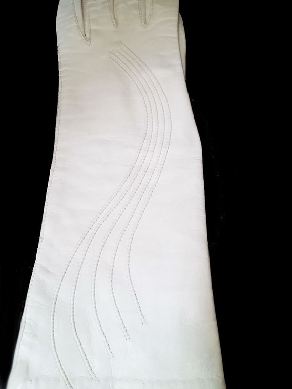 CHRISTMAS SALE Glamorous Vintage Long Leather Swi… - image 3