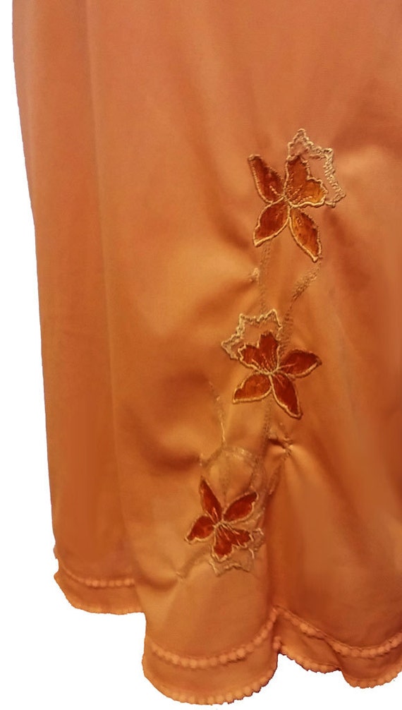 Vintage Slip Embroidered Orchid Appliques Gold Ru… - image 4