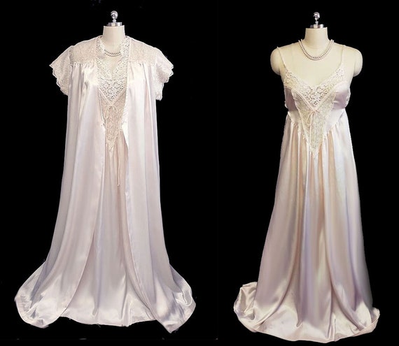 Vintage Donna Richard Satin Peignoir Nightgown Set