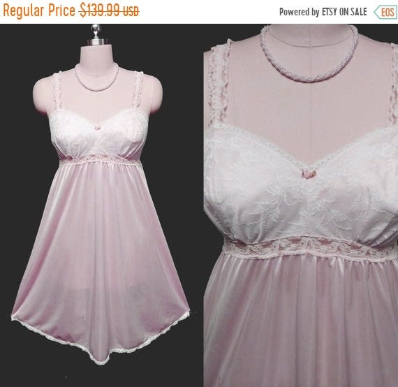 Vintage Olga Lace Bra Sleeping Pretty Nightgown in