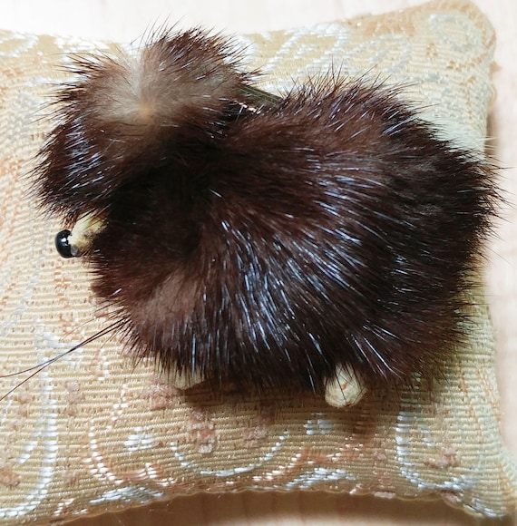 Vintage 50s Mink Poodle Dog with Collar Pin Brooch