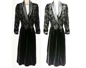 Glamorous Vintage Flora Nikrooz Neiman Marcus Velveteen Dressing Gown w Soutache Braid Tassels Made In The U.S.A. vintage robe Gift for Her