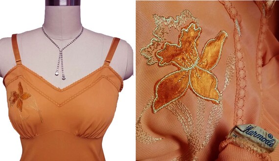 Vintage Slip Embroidered Orchid Appliques Gold Ru… - image 3