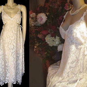 Something similar to claire pettibone soleil wedding gown? : r