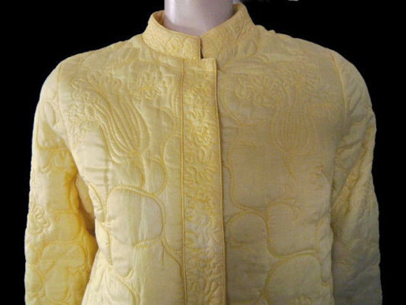 Vintage 60s Neiman Marcus Quilted Robe Made in Ho… - image 3