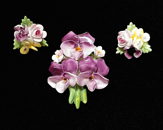Vintage 1970s Royal Adderley Royal China Pansy Ear