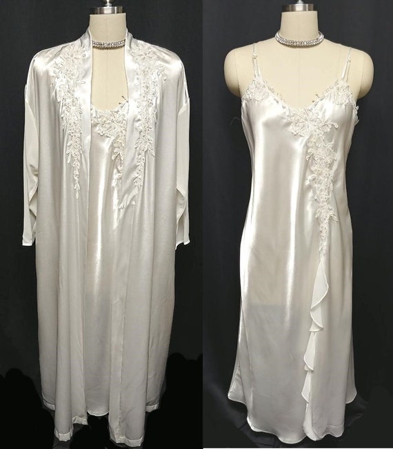 Bridal Applique Lace Satin Peignoir Nightgown Set