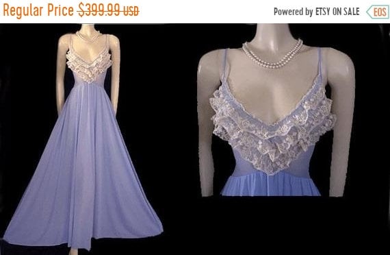 CLEARANCE SALE Very Rare Vintage Olga Nightgown Ru