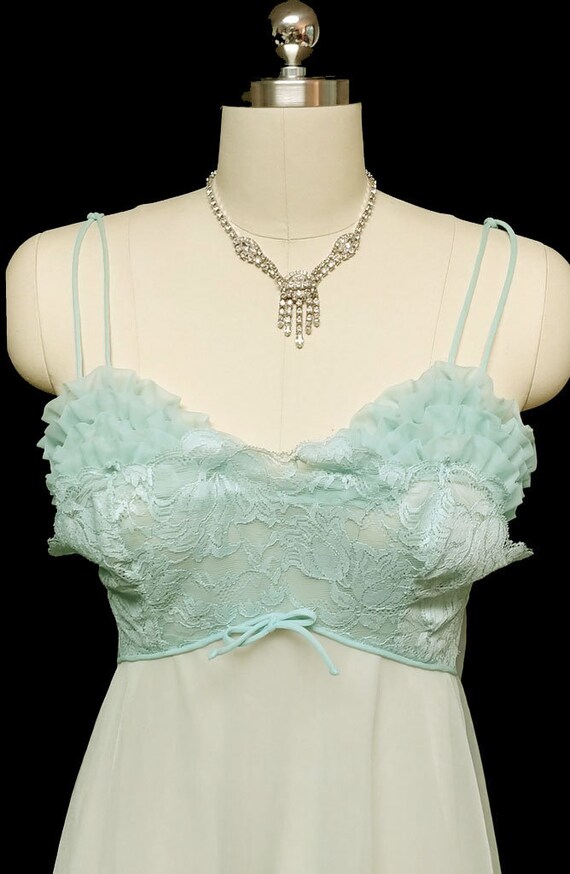 Vintage Vanity Fair Double Nylon Ruffles & Lace N… - image 3