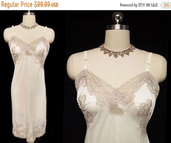 CLEARANCE SALE Vintage Van Raalte "Satin Suavette"
