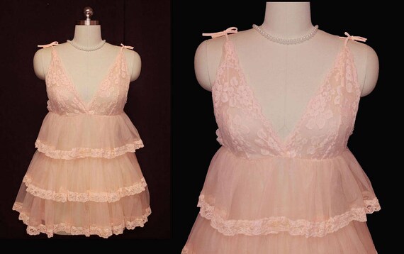 Vintage Lace & Sheer Nylon Baby Doll Grand Sweep 1