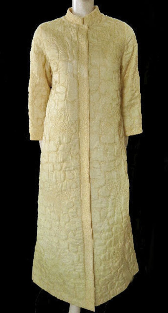 Vintage 60s Neiman Marcus Quilted Robe Made in Ho… - image 2