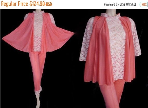 HOLIDAYSALE2020 Vintage 50s Vanity Fair Look Swing