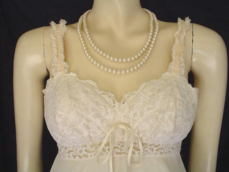Vintage Olga Sleeping Pretty Bra Lace Nightgown in Sweet Cream Etsy