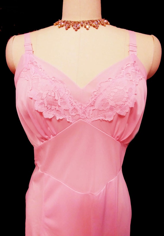 Vintage Movie Star Bubble Gum Pink Lace Slip desi… - image 3