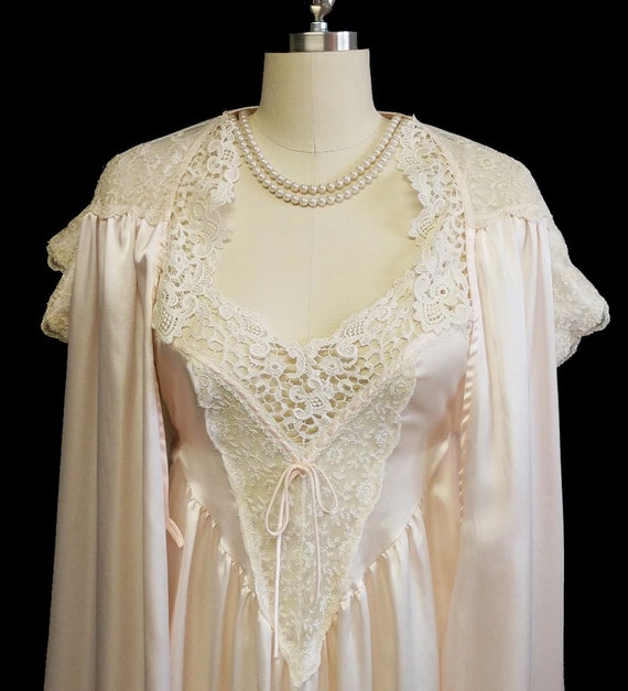 Vintage Donna Richard Satin Peignoir Nightgown Se… - image 4