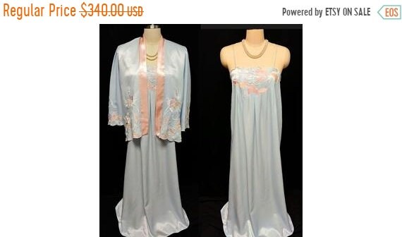 HOLIDAYSALE2020 Vintage Natori Blue & Peach Satin