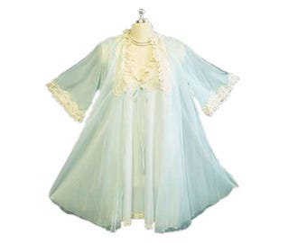 Vintage Intime of California Double Nylon Lace Peignoir & Nightgown Set In Baby Blue