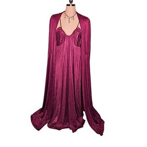 Vintage Cranberry Lace Peignoir and Nightgown Set Size Large