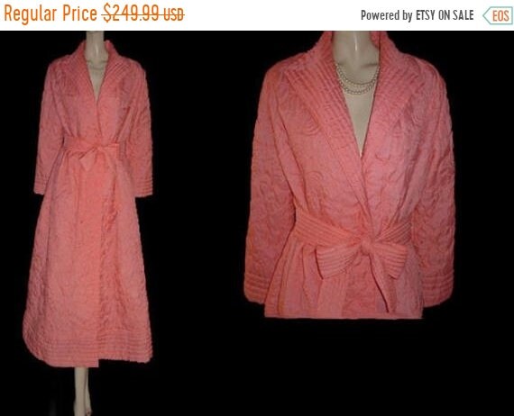 HOLIDAYSALE2020 Vintage Quilted Robe Made in Hong
