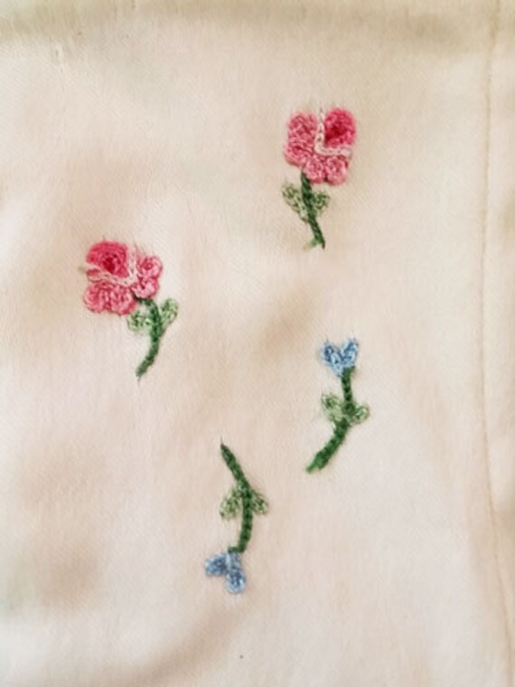 Vintage 50s 60s Childs Embroidered Roses Gloves 5… - image 3