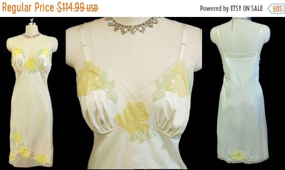 CLEARANCE SALE Vintage Yellow Roses & Leaves Appli