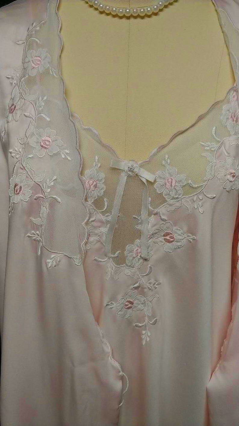 Vintage Sara Beth Bridal Luxurious Satiny Peignoir & Nightgown | Etsy