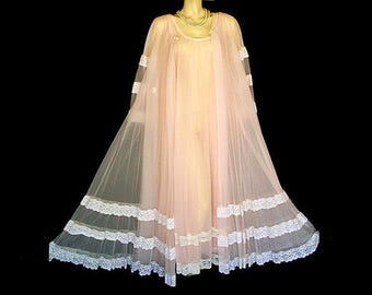 Exquisite Vintage Intime Lace Double Nylon Peignoir and Nightgown Set in Water Lily