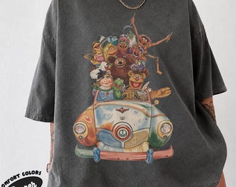 Retro-Muppet-Crew-Roadtrip-T-Shirt, Aquarell-Charaktercollage in einem farbenfrohen Oldtimer